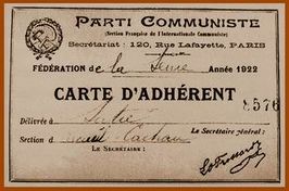 ...быть коммунистом во Франции, особенно после нашего 17-го года, означало примерно то же, что сюрреалистом (учётная карточка № 85761)...