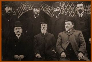 ...в среде почти клерков...